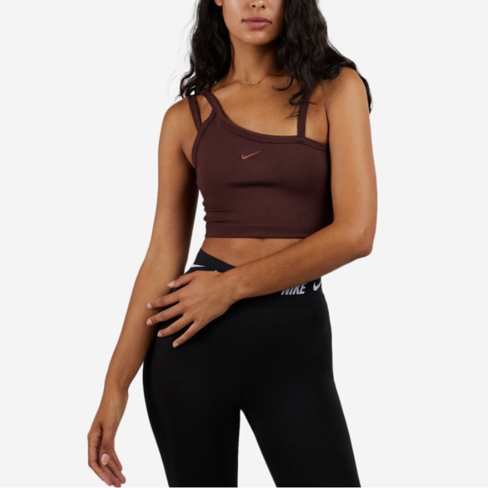 Nike Everyday cropped tank